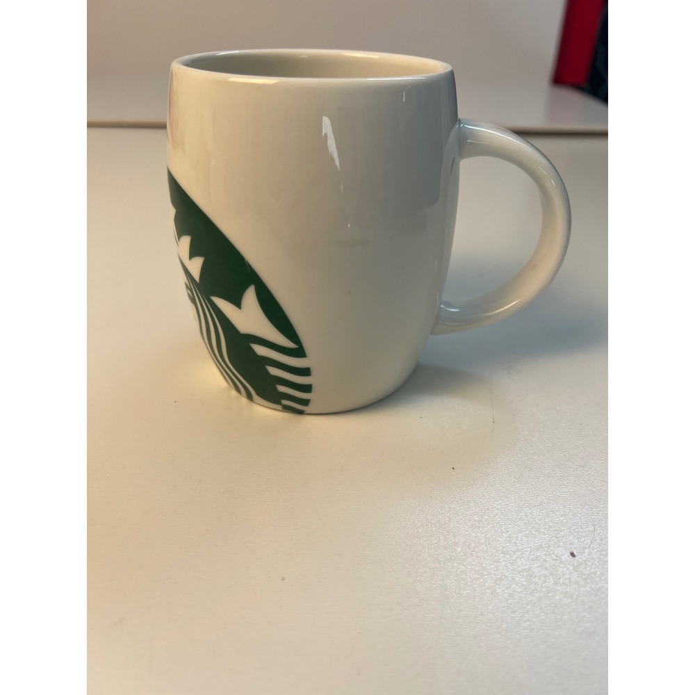 Starbucks 2010 Siren Logo White Ceramic Coffee‎ Mug Cup 14oz